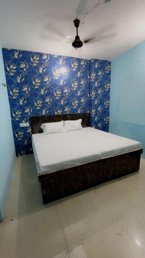 Krishna P. Guest House Варанаси Екстериор снимка